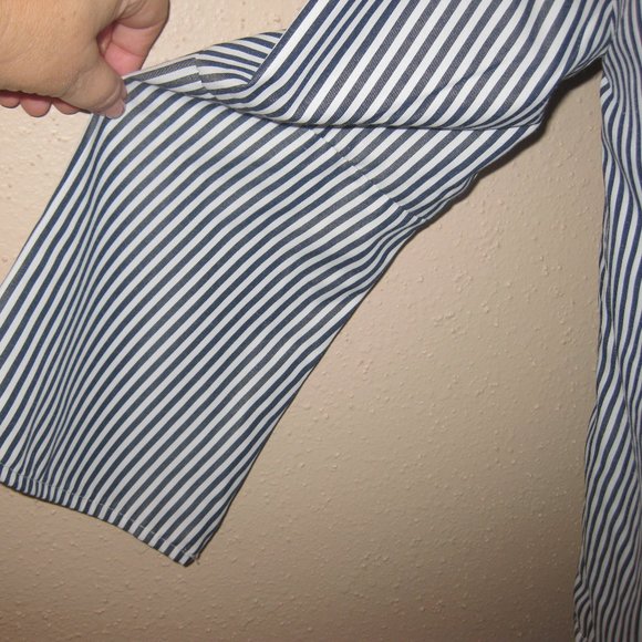 Sz M Francesca’s Blue Rain Red Embroidered Blue Striped Shirt - Picture 9 of 12